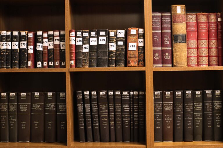 Charla archivos y derechos humanos