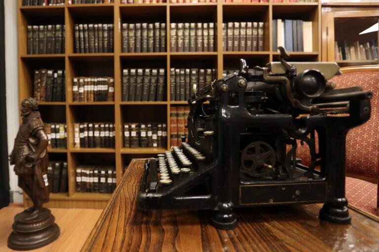 Convocatoria “Escritos con memoria. Tras cincuenta años, recordamos el golpe y la dictadura”