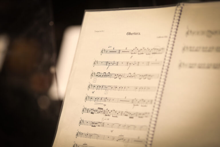 Orquesta y Coro Sinfónico Usach presentan Víctor Jara Sinfónico de Sergio “Tilo” González (Congreso)