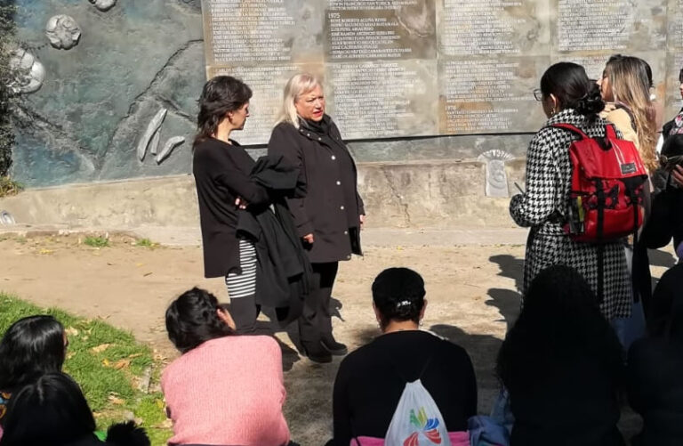 Recorrido testimonial por Parque por la Paz Villa Grimaldi