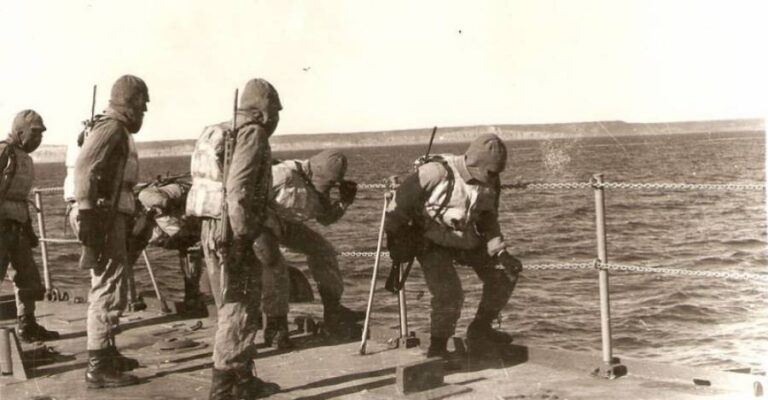 PRESENTACIÓN LIBRO “ACUARTELAMIENTO DIVINO Y UNA CANCIÓN SILENCIOSA” – memorial cementerio general